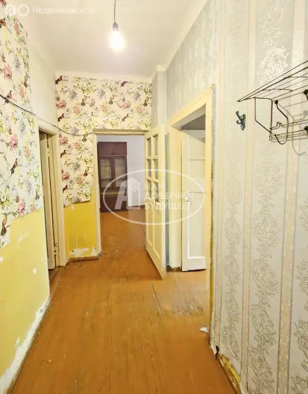 1-комнатная квартира: Лысьва, улица Суворова, 29 (38 м) - Фото 1