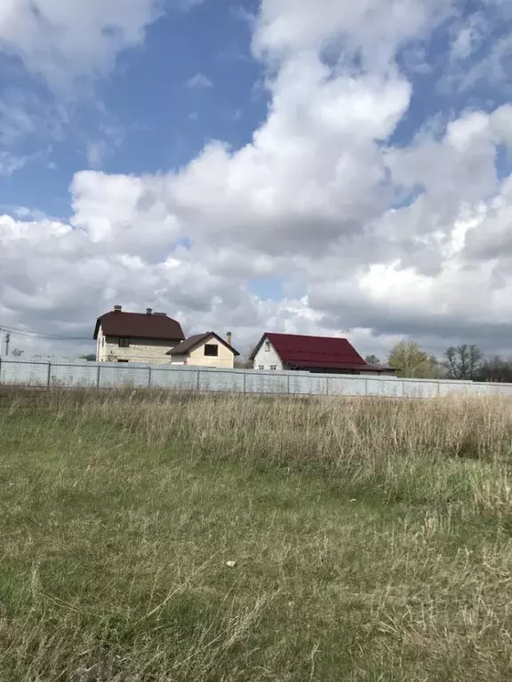 Участок в Самарская область, Волжский район, Спиридоновка с/пос, с. ... - Фото 1