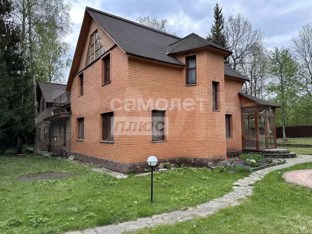 Дом 180 м на участке 33 сот. - Фото 1