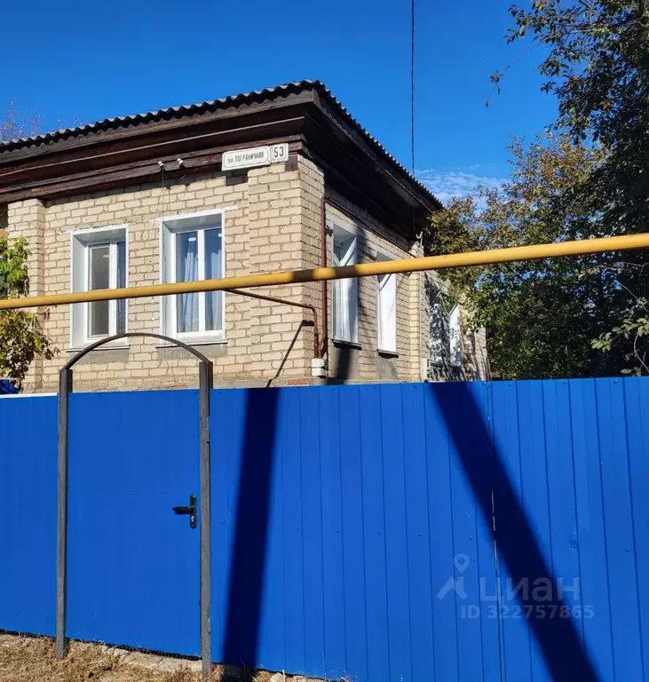 Дом в Волгоградская область, Новоаннинский Пограничная ул. (38 м) - Фото 1