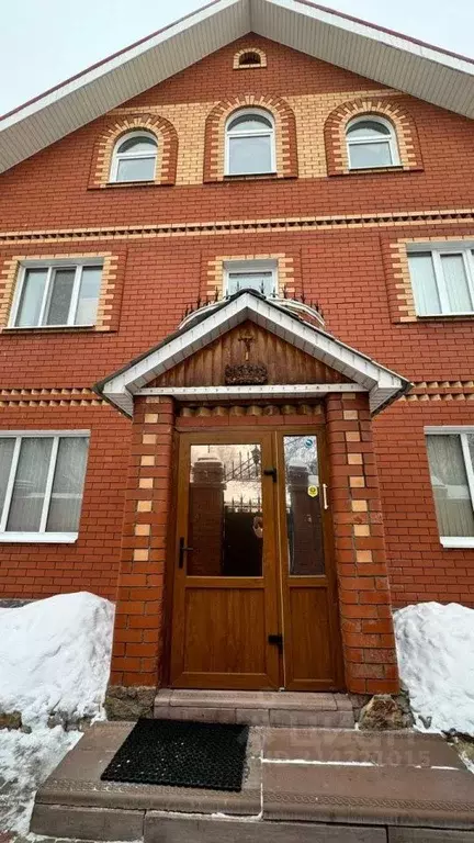 Дом в Свердловская область, Екатеринбург ул. Кленовая, 32 (433 м) - Фото 0