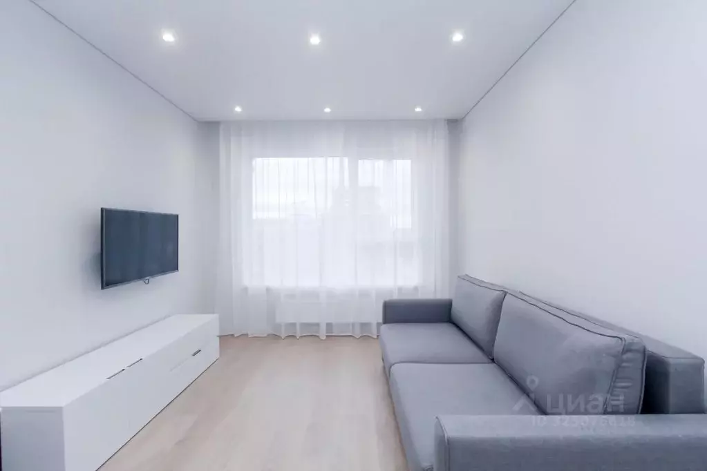 2-к кв. Свердловская область, Екатеринбург ул. Шаумяна, 24 (41.0 м) - Фото 1