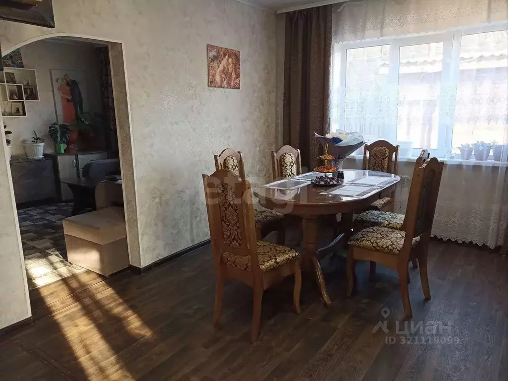 Дом в Бурятия, Иволгинский район, Сотниковское с/пос, с. Сотниково ул. ... - Фото 1