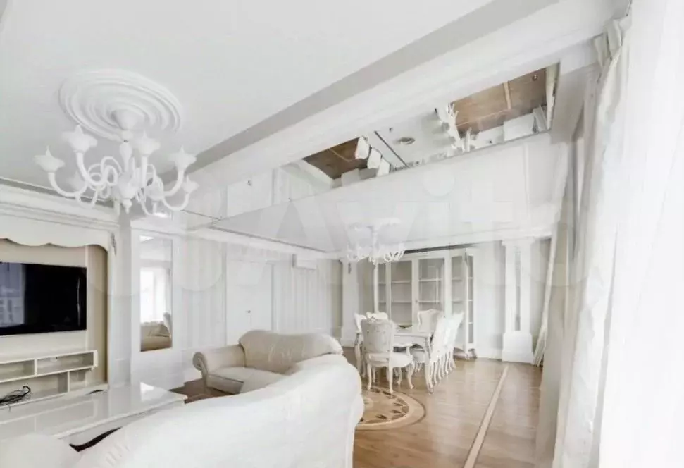 8-к. квартира, 130 м, 8/9 эт. - Фото 1