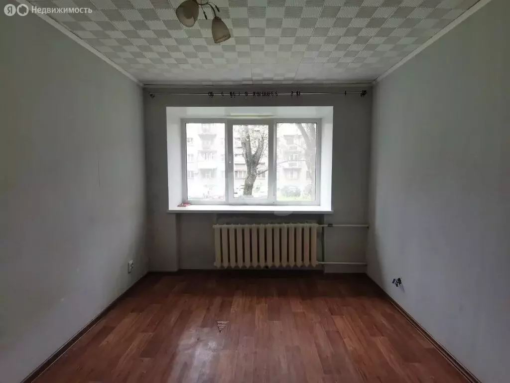 1к в 4-комнатной квартире (12.4 м) - Фото 1