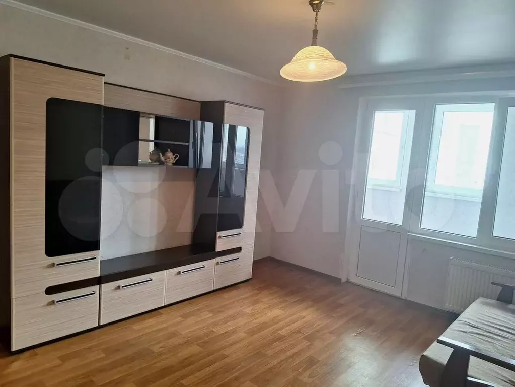 2-к. квартира, 60 м, 9/10 эт. - Фото 1