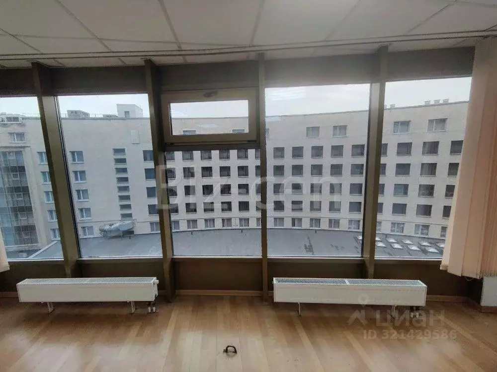 Офис в Санкт-Петербург пл. Александра Невского, 2 (896 м) - Фото 2