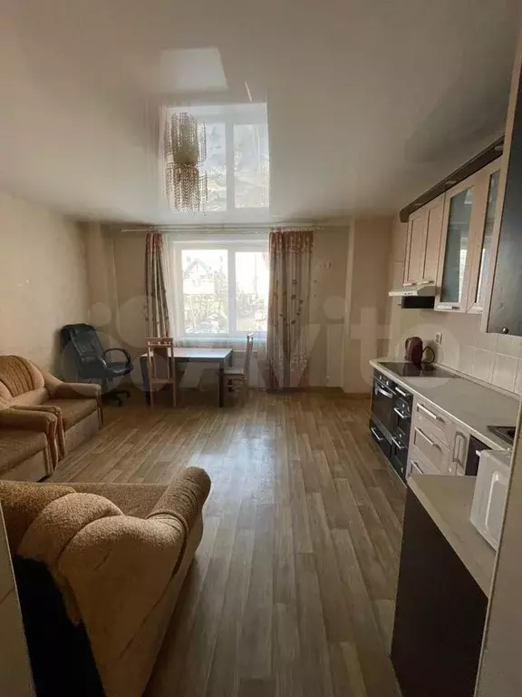 3-к. квартира, 72 м, 2/10 эт. - Фото 1