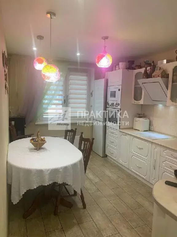 Продается 3-комнатная квартира - Фото 2