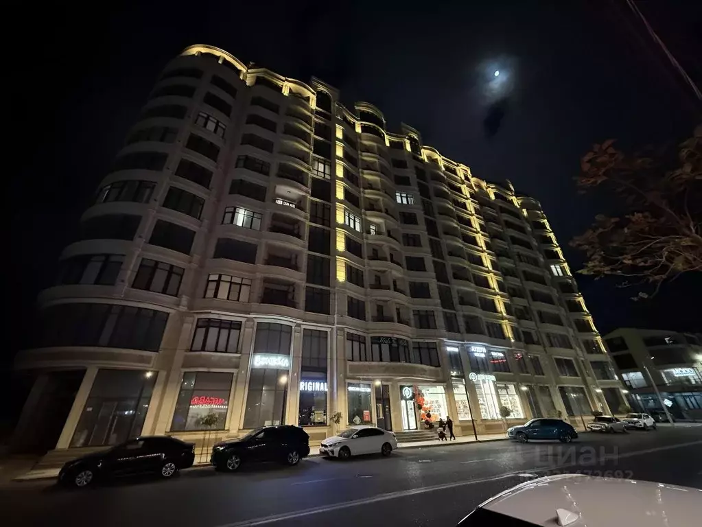 Торговая площадь в Дагестан, Махачкала ул. Дахадаева, 35 (275 м) - Фото 1