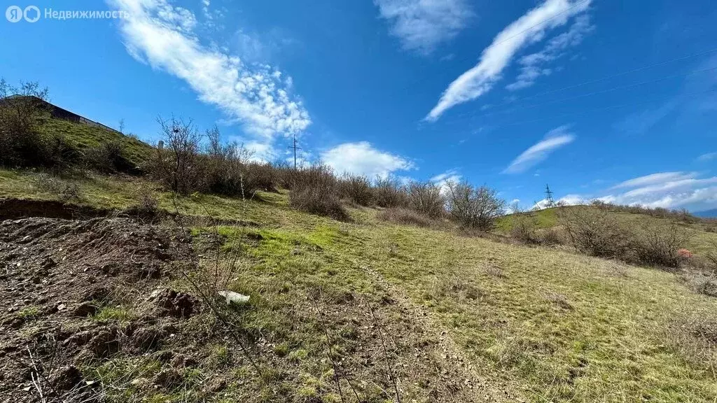 Участок в Республика Крым, муниципальный округ Алушта, село ... - Фото 1