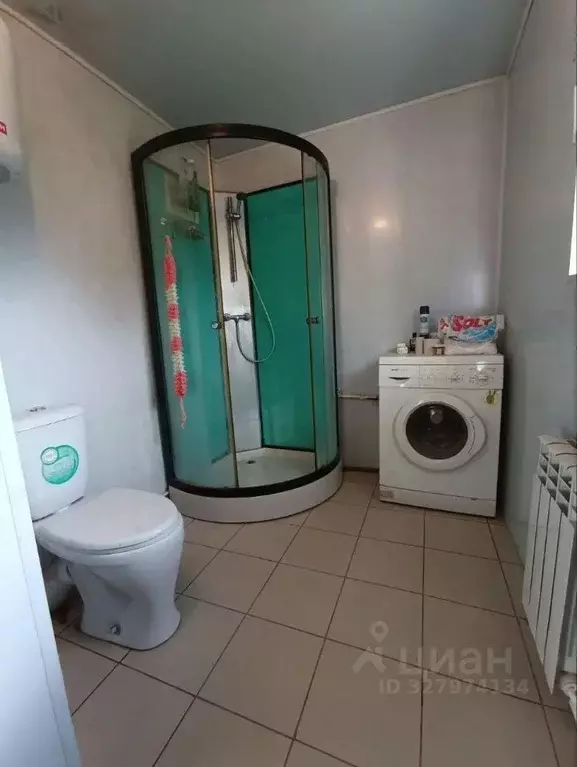 Дом в Астраханская область, Харабали ул. 2-я Набережная, 104 (50 м) - Фото 1