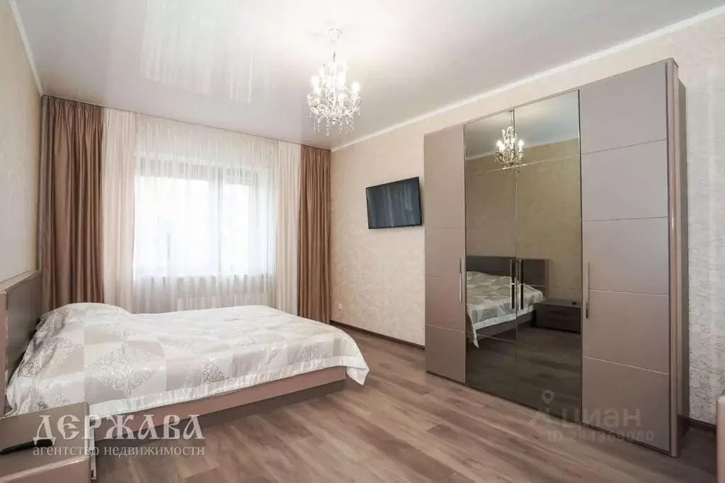 3-к кв. Белгородская область, Старый Оскол Степной мкр, 5 (102.4 м) - Фото 0
