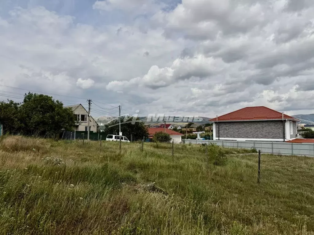 Участок в Крым, Симферопольский район, с. Доброе ул. Яшлык, 2 (10.0 ... - Фото 2