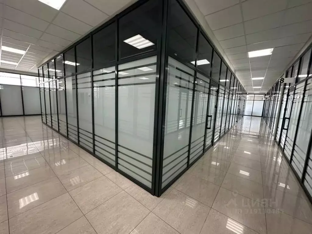 Офис в Татарстан, Набережные Челны ул. Академика Королева, 2/1 (186 м) - Фото 1