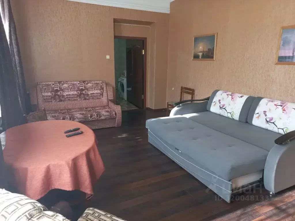 Дом в Крым, Саки ул. Санаторная, 8 (50 м) - Фото 1