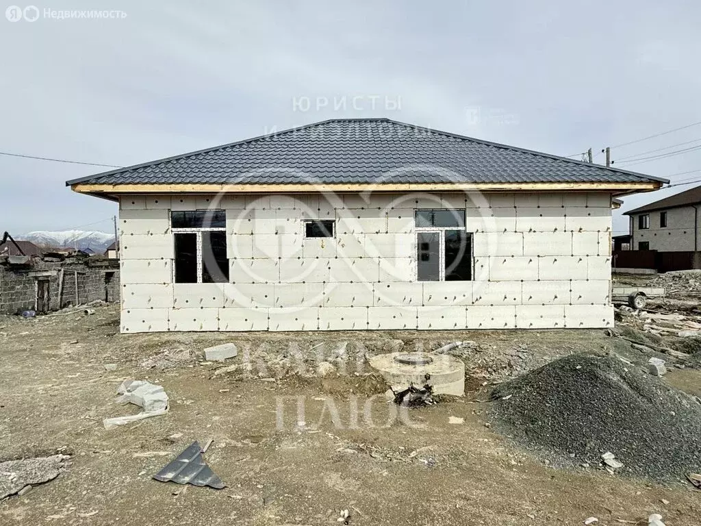 Дом в село Троицкое, улица Матросова, 17 (105 м) - Фото 1