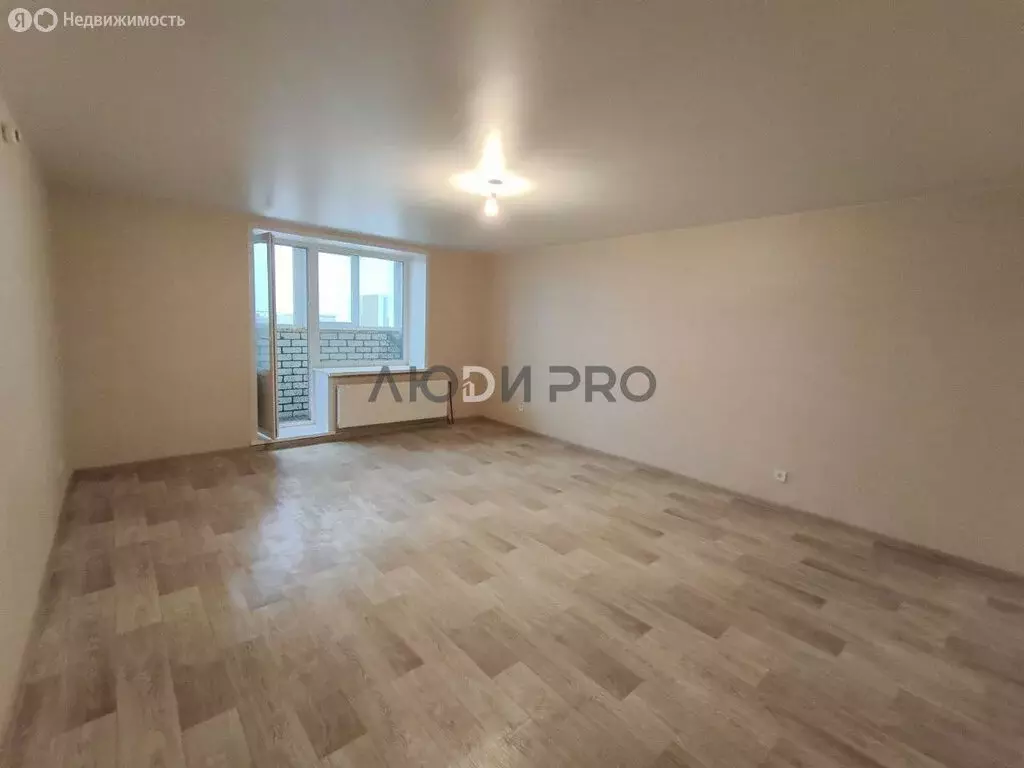 2-комнатная квартира: Энгельс, Волжский проспект, 63А (70.8 м) - Фото 1