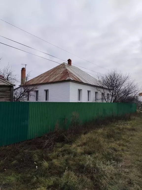 Дом в Саратовская область, Энгельс Мордва кв-л, ул. Карьерная (129 м) - Фото 1