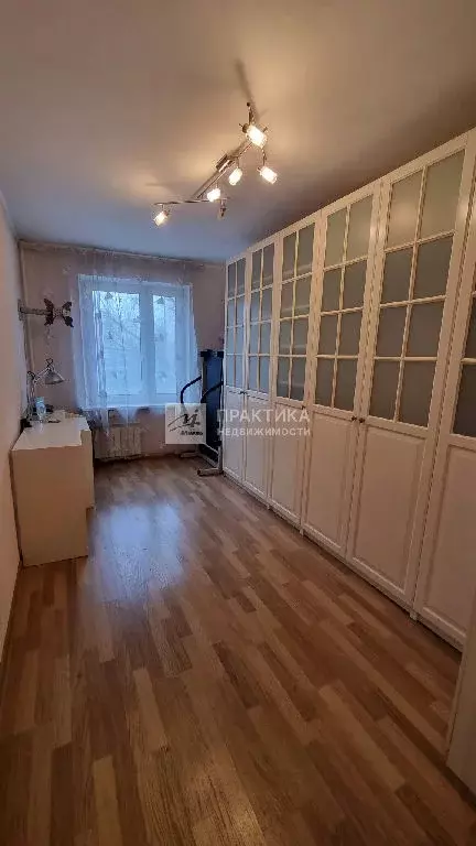 Продается 3-комнатная квартира - Фото 1