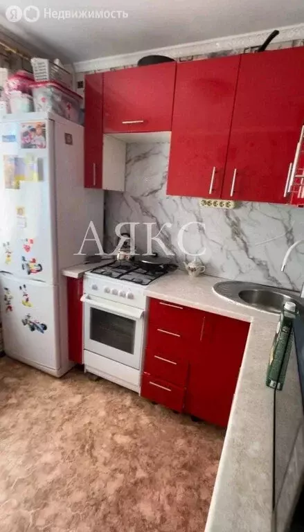 2-комнатная квартира: Ишимбай, улица Губкина, 44 (42.2 м) - Фото 1