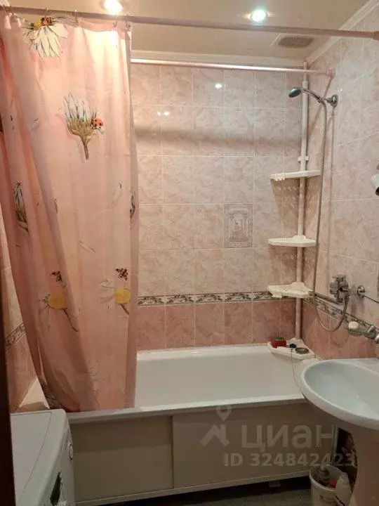 1-к кв. Курская область, Курск ул. Бойцов 9-й Дивизии, 199А (42.0 м) - Фото 2