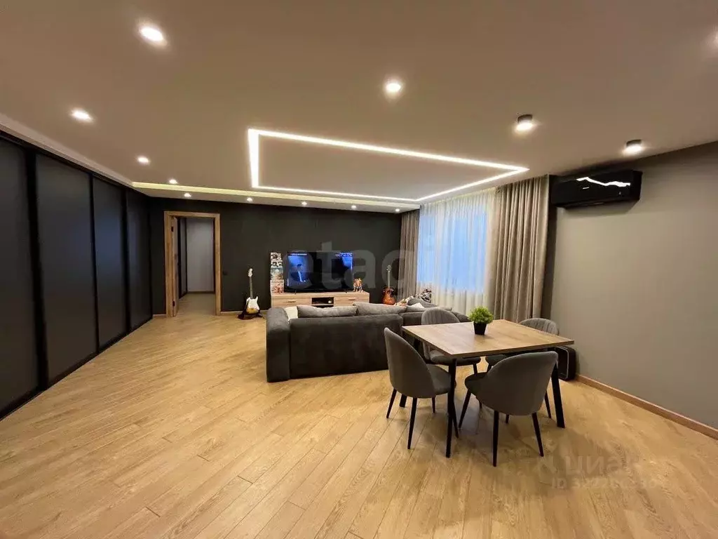 3-к кв. Самарская область, Самара просп. Кирова, 322Ак1 (91.3 м) - Фото 1