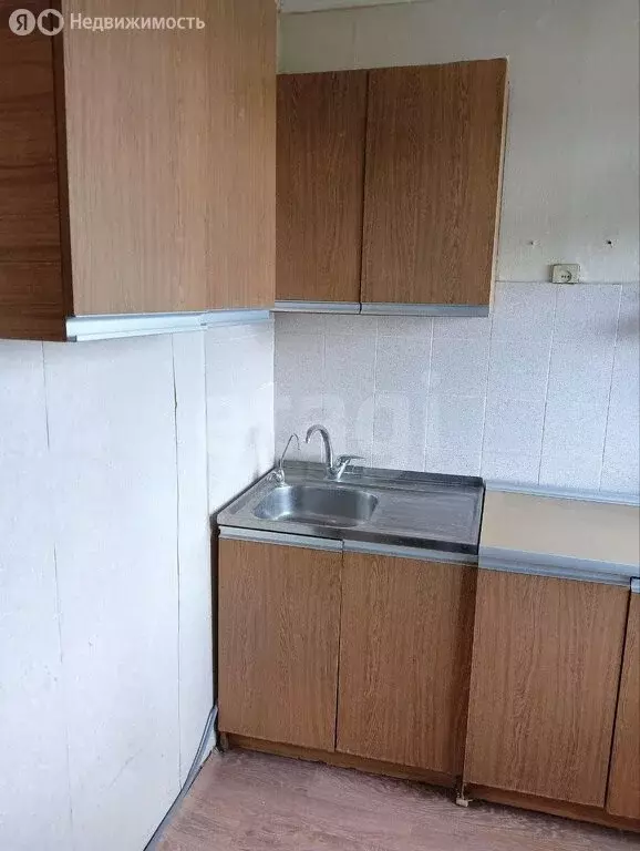 1-комнатная квартира: Калининград, улица Ивана Земнухова, 10 (27.3 м) - Фото 0