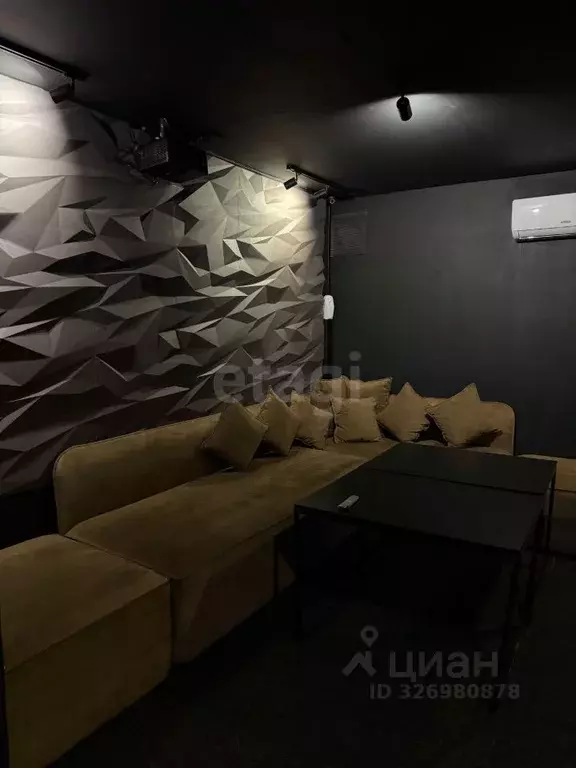 Помещение свободного назначения в Забайкальский край, Чита ул. ... - Фото 1