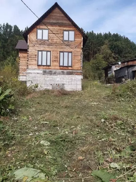 Дом в Кемеровская область, Калтан  (150 м) - Фото 0