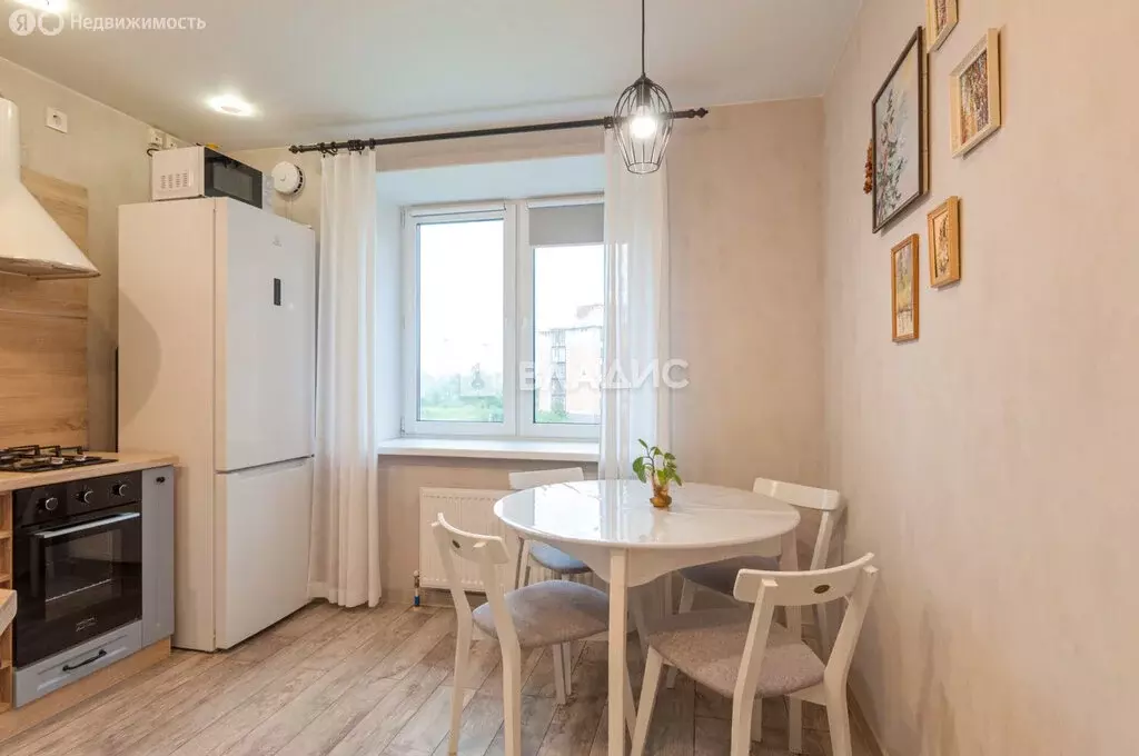 2-комнатная квартира: Вологда, улица Бурмагиных, 34Б (56 м) - Фото 1