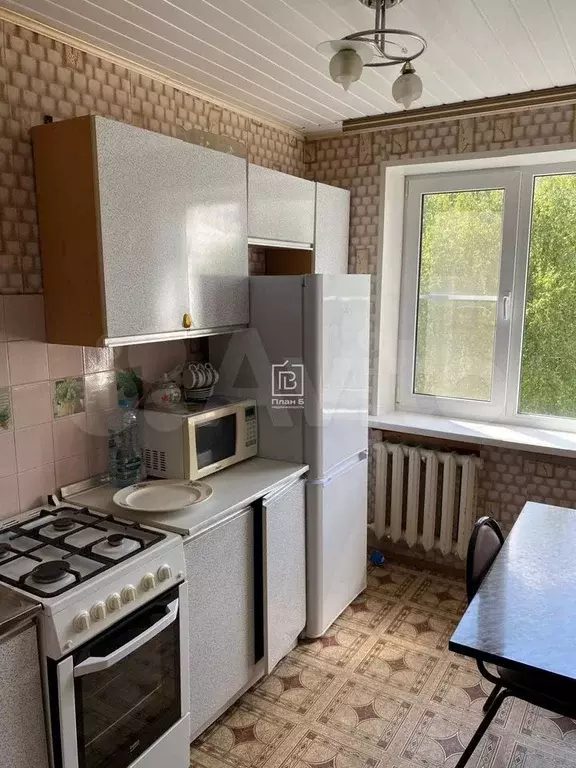 2-к. квартира, 52 м, 5/5 эт. - Фото 0