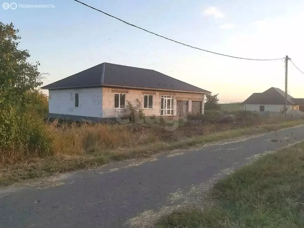 Дом в Белгородская область, рабочий посёлок Прохоровка, Звёздная улица ... - Фото 1