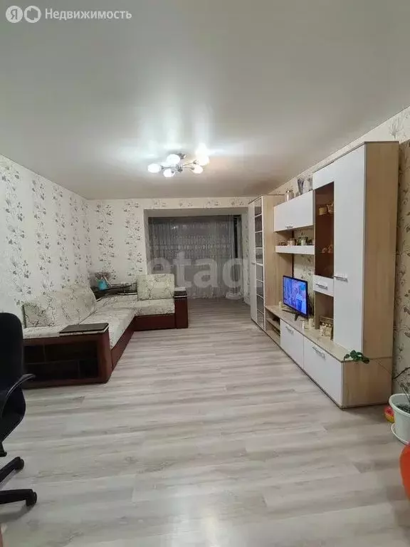 3-комнатная квартира: Краснокамск, Коммунальная улица, 23 (61.7 м) - Фото 0