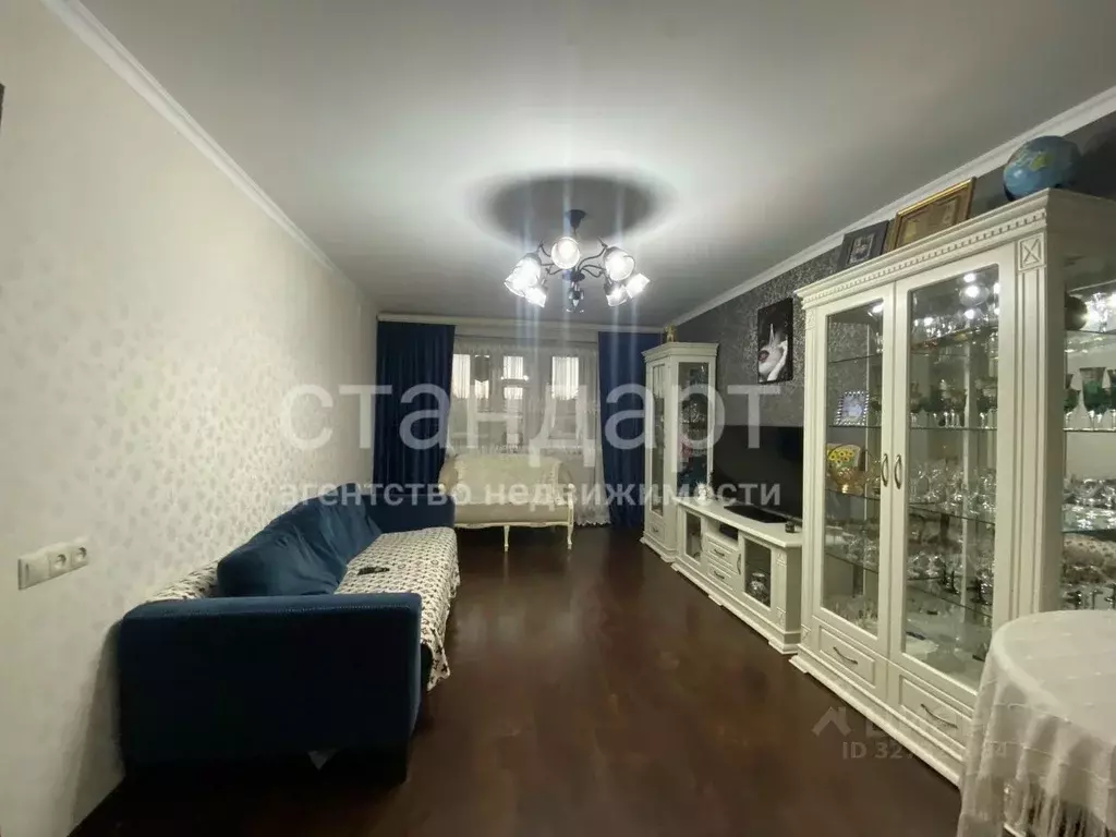 3-к кв. Ставропольский край, Ессентуки ул. Грибоедова (66.9 м) - Фото 0