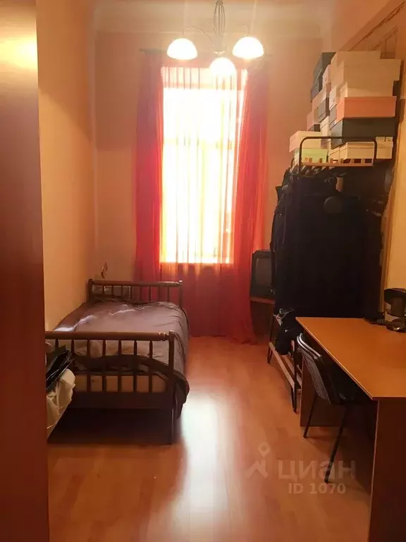 Комната Москва ул. Знаменка, 13С4 - Фото 1