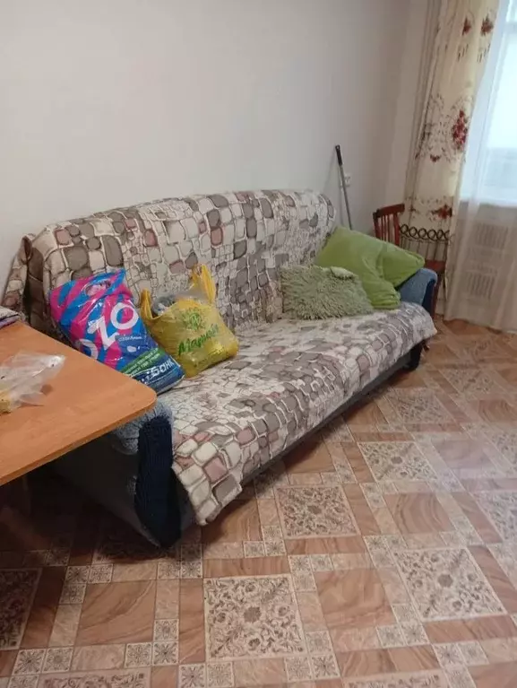 Комната Алтайский край, Барнаул ул. Веры Кащеевой, 16 (14.0 м) - Фото 1