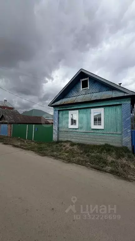 Дом в Башкортостан, с. Бураево ул. Ленинского Комсомола (42 м) - Фото 1