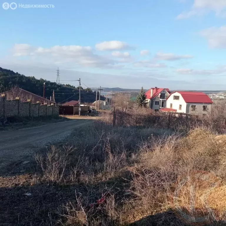 Участок в Лозовое, улица им. Льва Толстого (9 м) - Фото 1