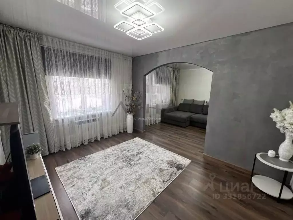 2-к кв. Татарстан, Казань ул. Хайдара Бигичева, 11 (67.0 м) - Фото 1
