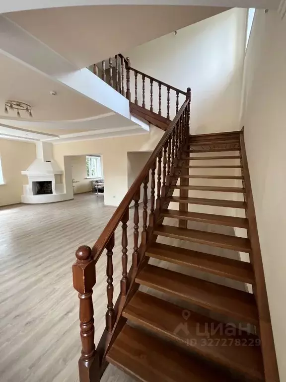 Дом в Удмуртия, Ижевск Совхозная ул. (8 м) - Фото 1