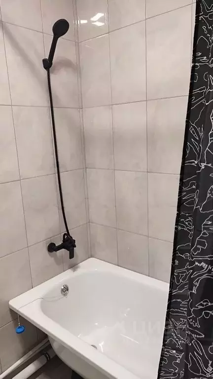 1-к кв. Свердловская область, Екатеринбург ул. Викулова, 24 (30.0 м) - Фото 1