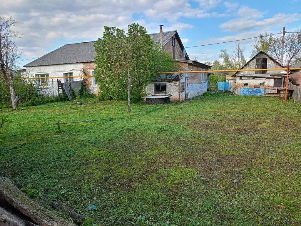 Дом в Оренбургская область, Переволоцкий район, с. Родничный Дол ... - Фото 0