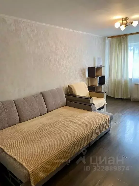 2-к кв. Сахалинская область, Южно-Сахалинск ул. Ленина, 303 (50.0 м) - Фото 1