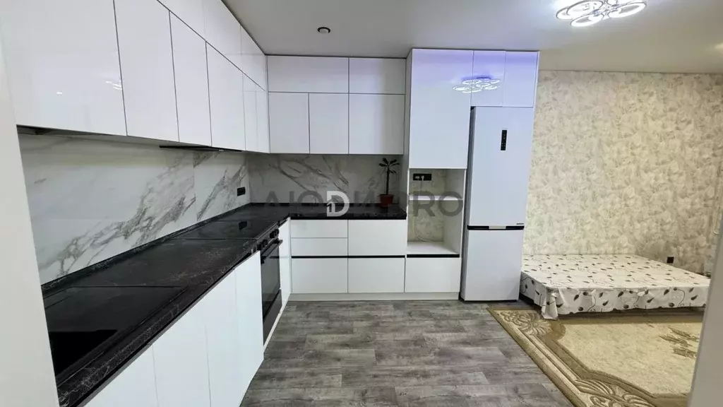 3-к кв. Алтайский край, Барнаул ул. Энтузиастов, 63 (88.4 м) - Фото 1