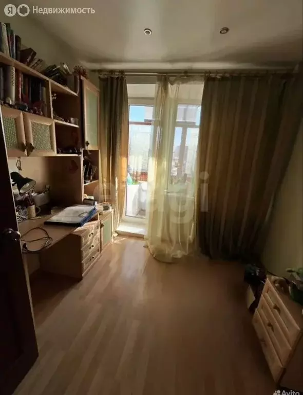 4-комнатная квартира: Красное Село, Красногородская улица, 17к2 (65.8 ... - Фото 1