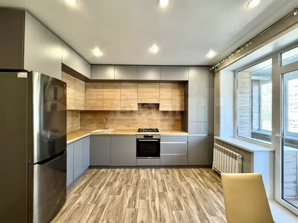 2-к. квартира, 59 м, 2/9 эт. - Фото 1