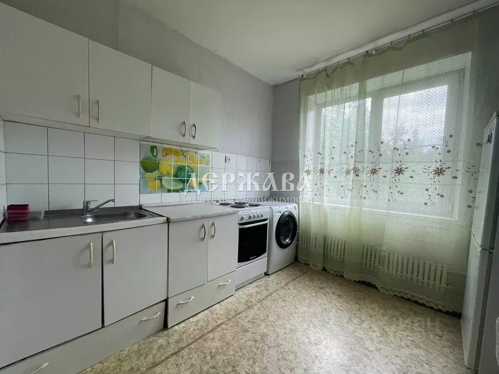 2-к кв. Белгородская область, Старый Оскол Восточный мкр, 14 (52.6 м) - Фото 1