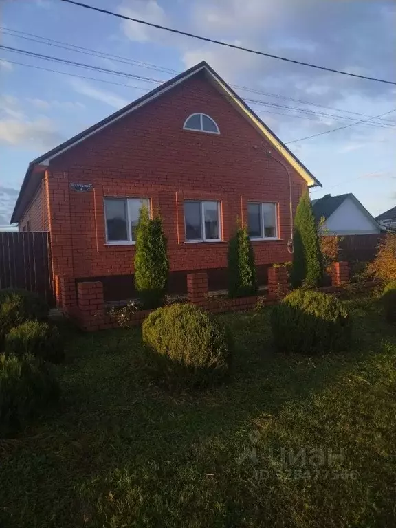 Дом в Белгородская область, Яковлевский муниципальный округ, Томаровка ... - Фото 1