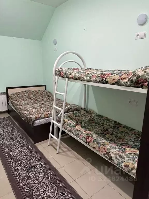 Комната Вологодская область, Великий Устюг ул. Атласова, 90 - Фото 2